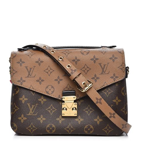 louis vuitton pochette metis reverse monogram canvas